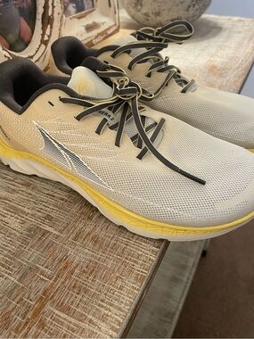 Altra Women's Rivera 3 Road Running Shoes